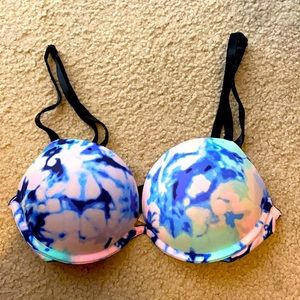 Victoria’s Secret push up bra